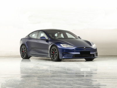 Tesla Model S Фото №3